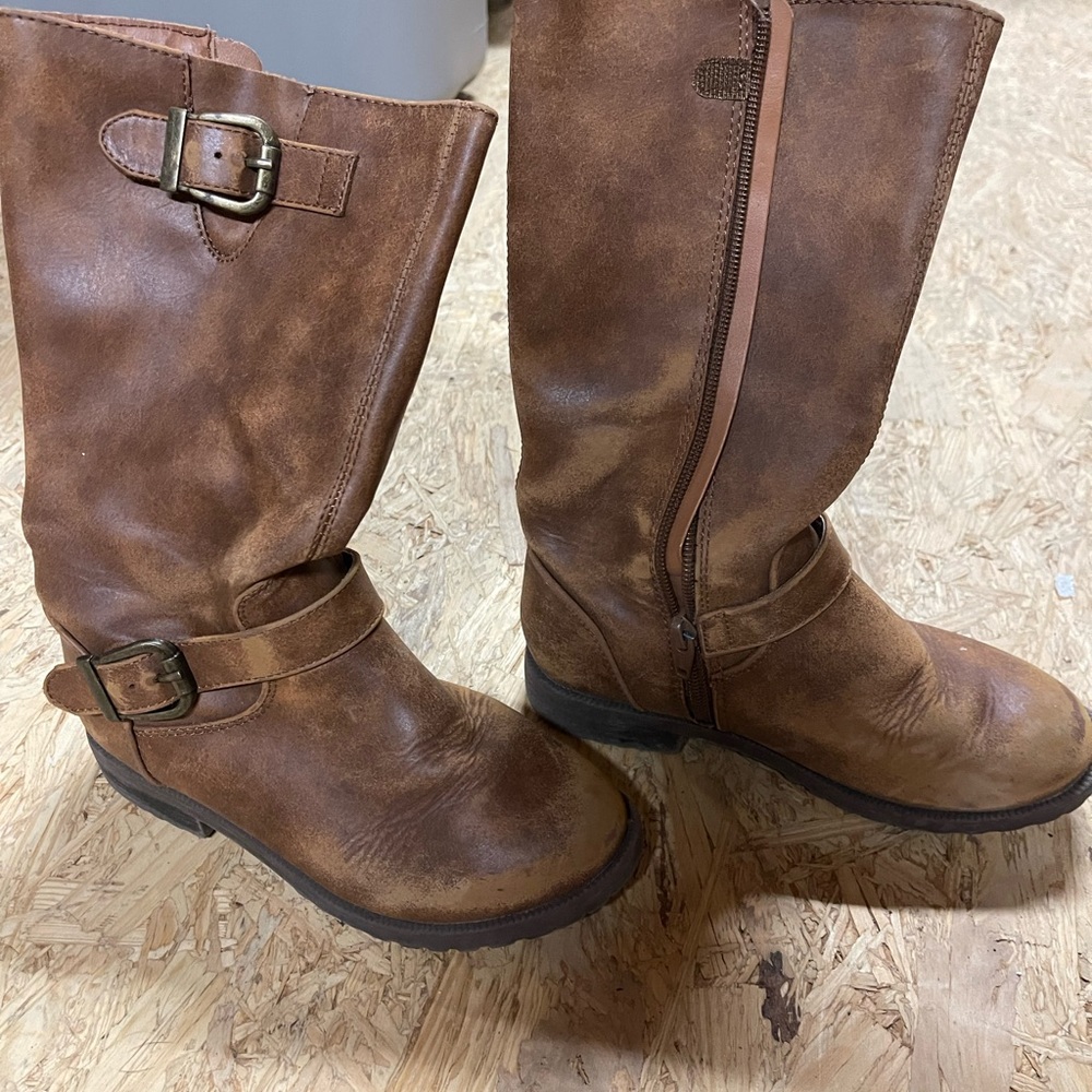 Brown Leather Buckle Boots